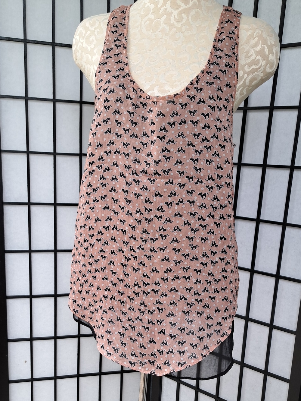 TCEC Pink Printed Sleeveless Camisole with Black Cat Motif